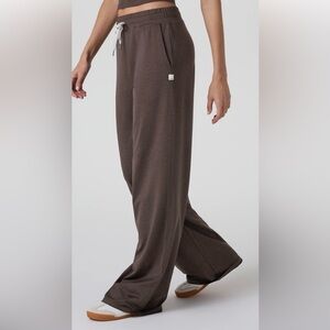 Vuori Halo Essential WideLeg Pant Long - Java Heather - NWT XS
